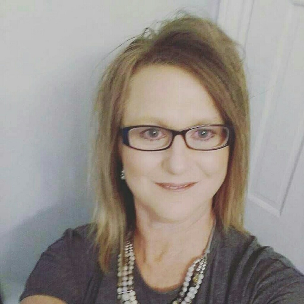 Meet your Posher, Rebecca